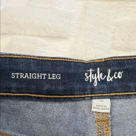 Style & Co. Straight Leg Jeans - Medium Blue Wash - Size 16 - Picture 3 of 4